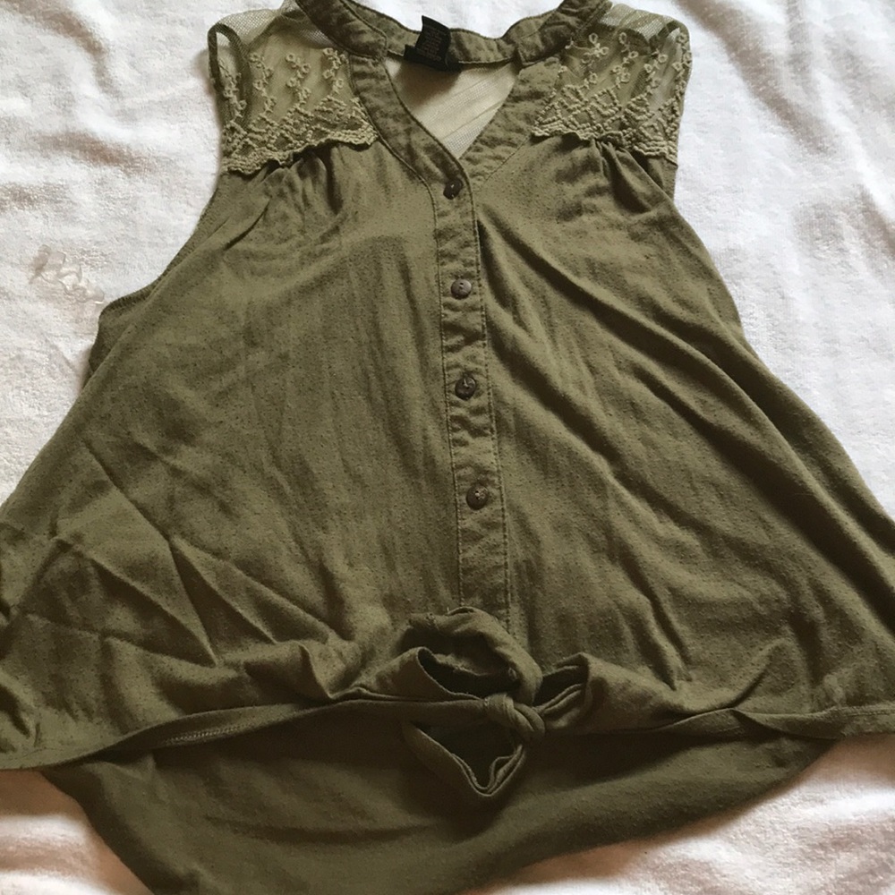 Green lace and solid tank top